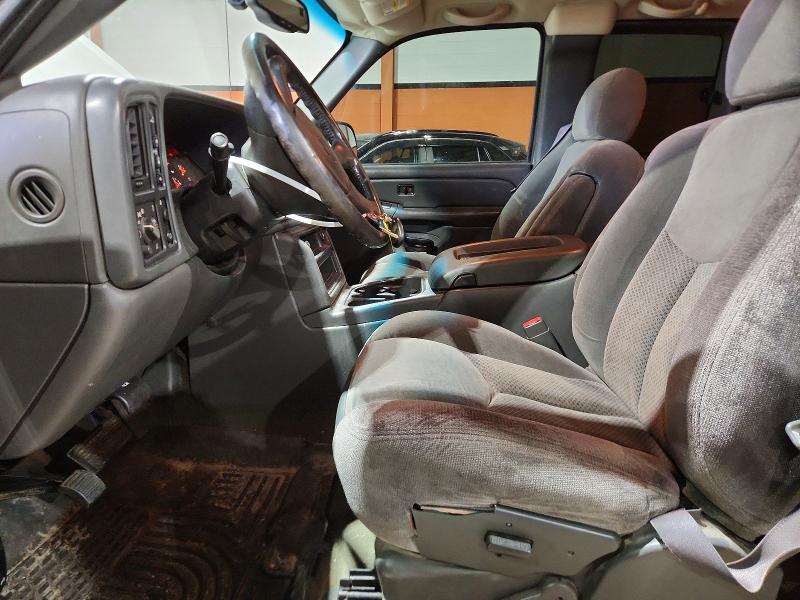 55816036 :رقم المزاد ، 1GCHK29U24E183621 vin ، 2004 Chevrolet Silverado مزاد بيع