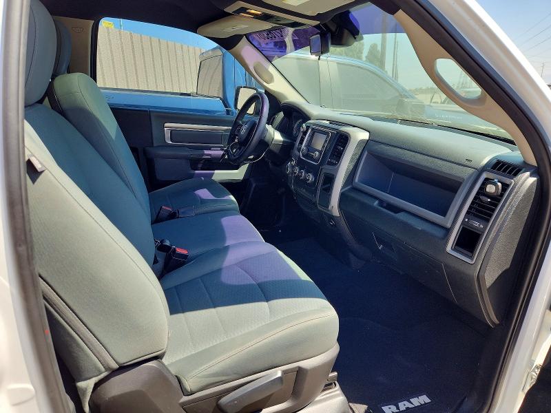 58276936 :رقم المزاد ، 3C6JR6AG2FG698793 vin ، 2015 Ram 1500 مزاد بيع