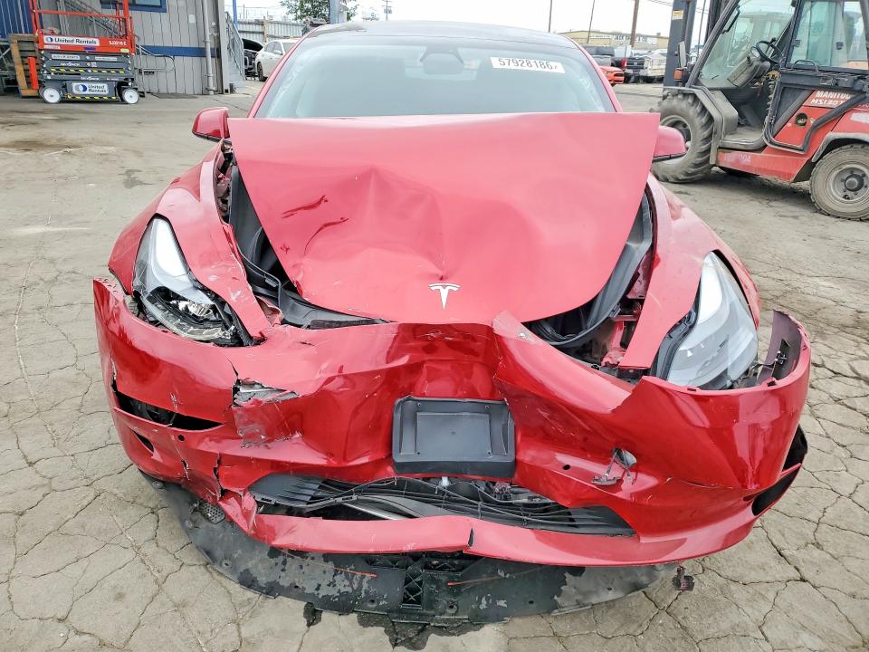 57928186 :رقم المزاد ، 5YJ3E1EA3MF014584 vin ، 2021 Tesla Model 3 مزاد بيع