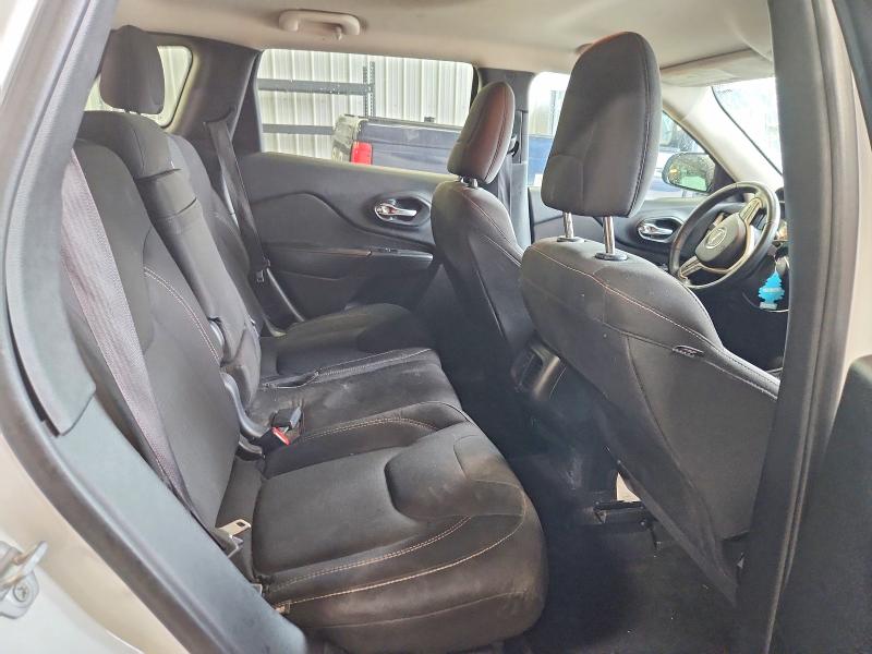 56130566 :رقم المزاد ، 1C4PJMCB8GW153037 vin ، 2016 Jeep Cherokee مزاد بيع