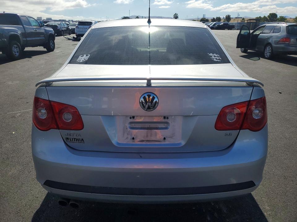 56523296 :رقم المزاد ، 3VWEF81K67M168507 vin ، 2007 Volkswagen Jetta مزاد بيع