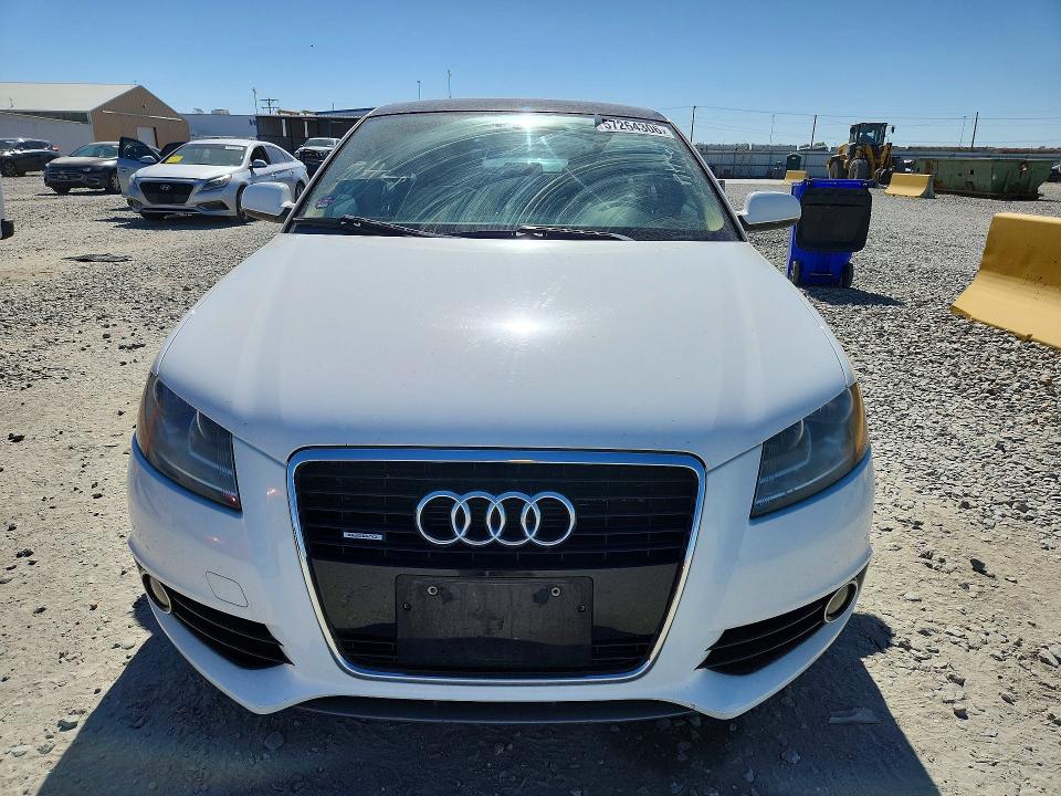 57264306 :رقم المزاد ، WAUDFAFM9BA099203 vin ، 2011 Audi A3 مزاد بيع