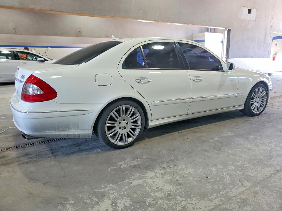 2008 Mercedes-benz E მანქანა იყიდება აუქციონზე, vin: WDBUF56X78B211292, აუქციონის ნომერი: 54911226