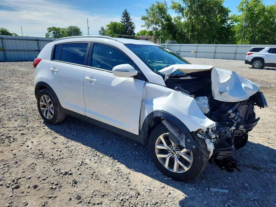 57580916 :رقم المزاد ، KNDPB3AC4F7712997 vin ، 2015 Kia Sportage مزاد بيع