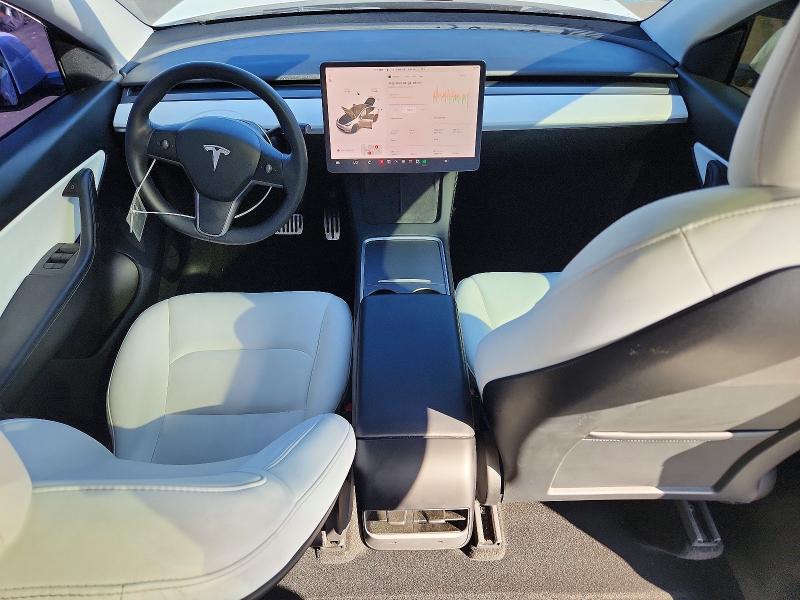56995346 :رقم المزاد ، 5YJYGDEE7MF202643 vin ، 2021 Tesla Model Y مزاد بيع
