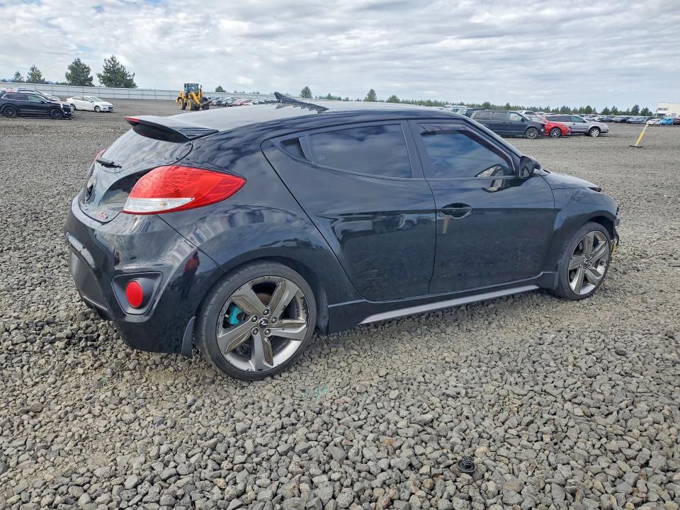 2015 Hyundai Veloster მანქანა იყიდება აუქციონზე, vin: KMHTC6AE9FU241103, აუქციონის ნომერი: 55969236