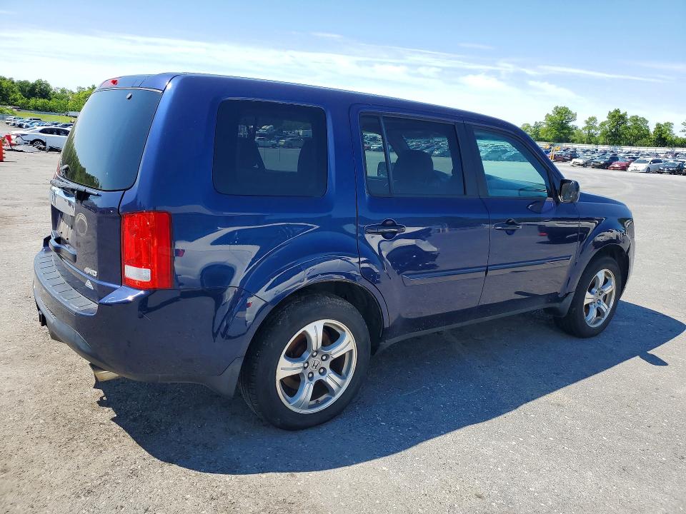 55799036 :رقم المزاد ، 5FNYF4H59FB067814 vin ، 2015 Honda Pilot مزاد بيع
