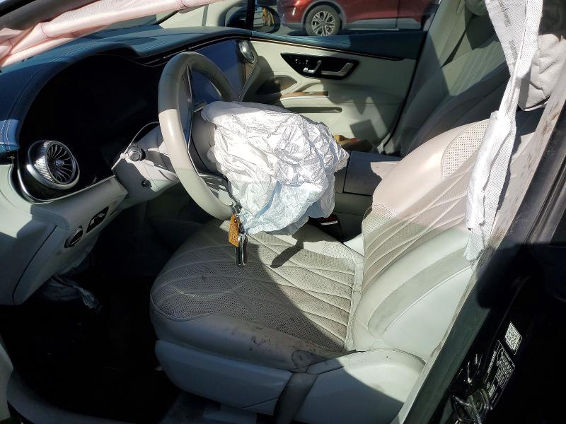 56334436 :رقم المزاد ، W1KCG4EB7NA016049 vin ، 2022 Mercedes-benz Eqs Sedan مزاد بيع