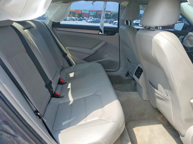 Продажа на аукционе авто 2015 Volkswagen Passat, vin: 1VWBV7A3XFC025648, номер лота: 56445816