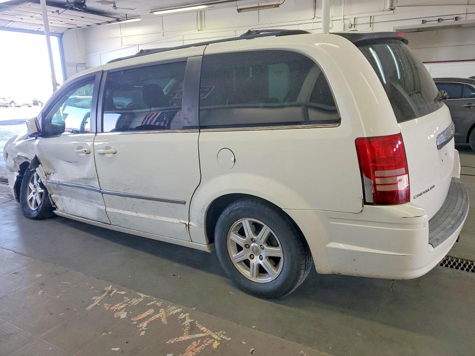56166176 :رقم المزاد ، 2A8HR54119R640688 vin ، 2009 Chrysler Town & Country مزاد بيع