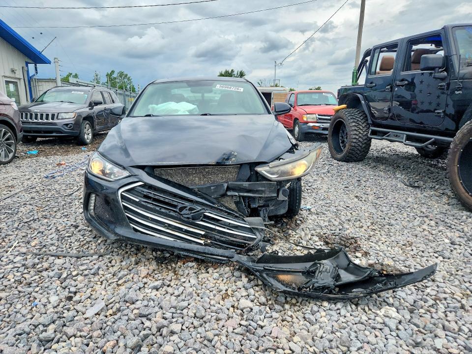 2017 Hyundai Elantra მანქანა იყიდება აუქციონზე, vin: 5NPD84LFXHH198182, აუქციონის ნომერი: 56968726
