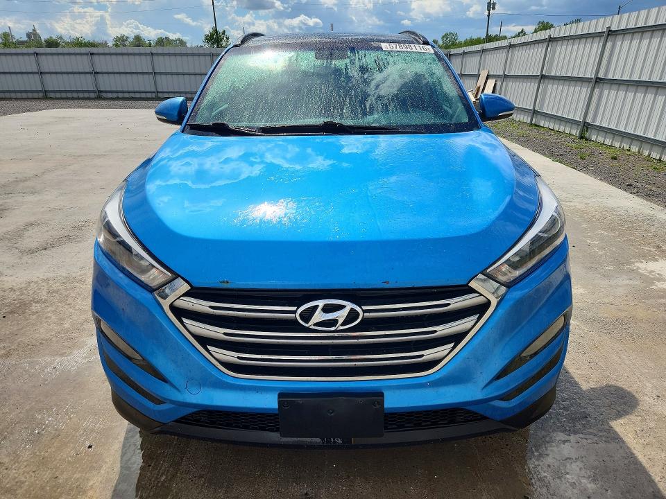 2017 Hyundai Tucson მანქანა იყიდება აუქციონზე, vin: KM8J3CA29HU408249, აუქციონის ნომერი: 57898116