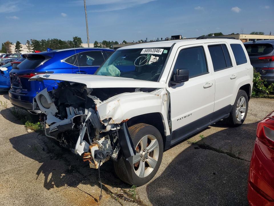 58952046 :رقم المزاد ، 1C4NJPFB7ED722215 vin ، 2014 Jeep Patriot مزاد بيع