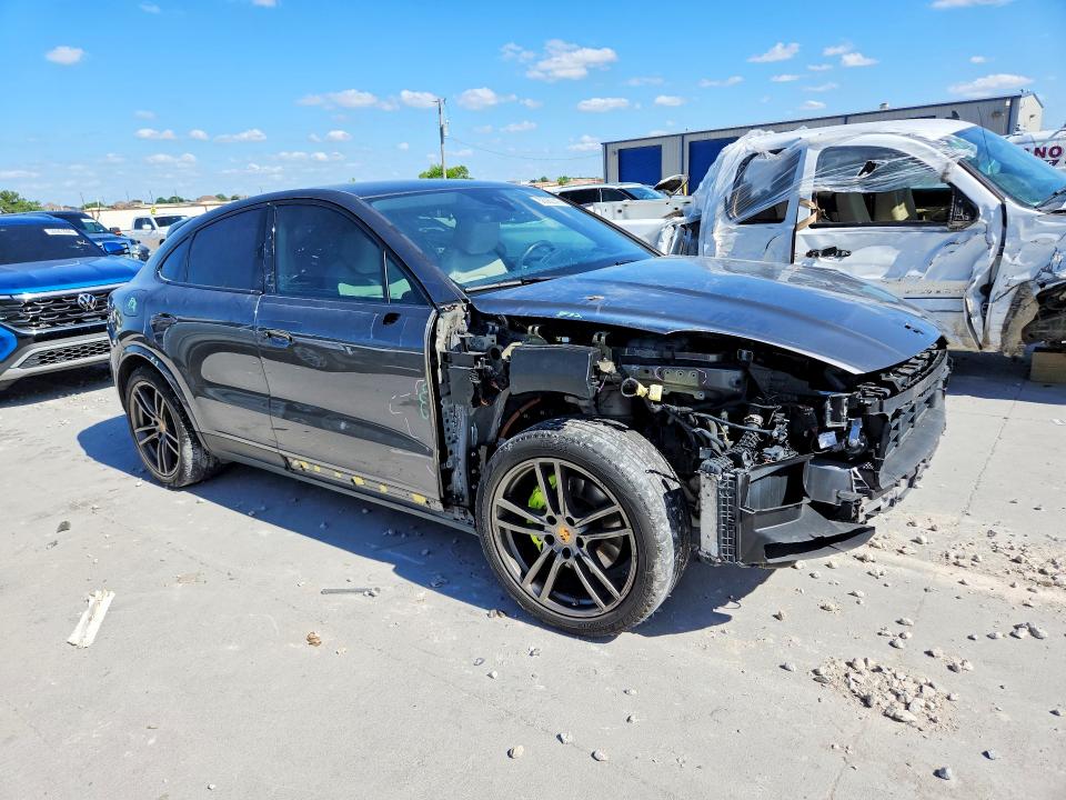 56062316 :رقم المزاد ، WP1BE2AY6LDA55137 vin ، 2020 Porsche Cayenne مزاد بيع