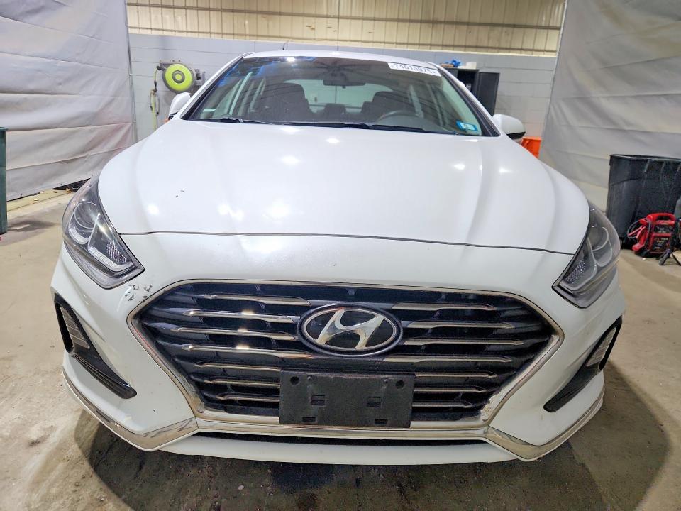 74515975 :رقم المزاد ، 5NPE24AF0JH599996 vin ، 2018 Hyundai Sonata مزاد بيع