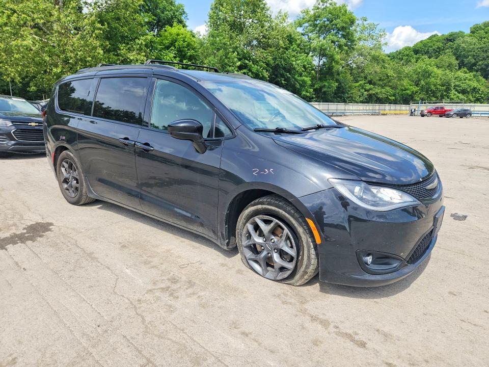2018 Chrysler Pacifica მანქანა იყიდება აუქციონზე, vin: 2C4RC1EG6JR312227, აუქციონის ნომერი: 57359346