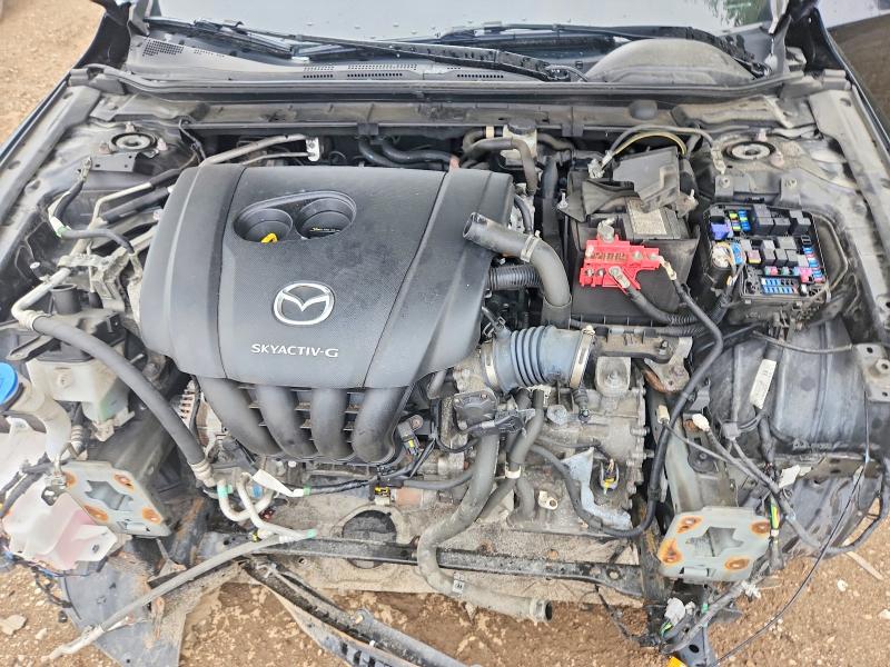 58198596 :رقم المزاد ، 3MZBPADL5MM216618 vin ، 2021 Mazda 3 مزاد بيع