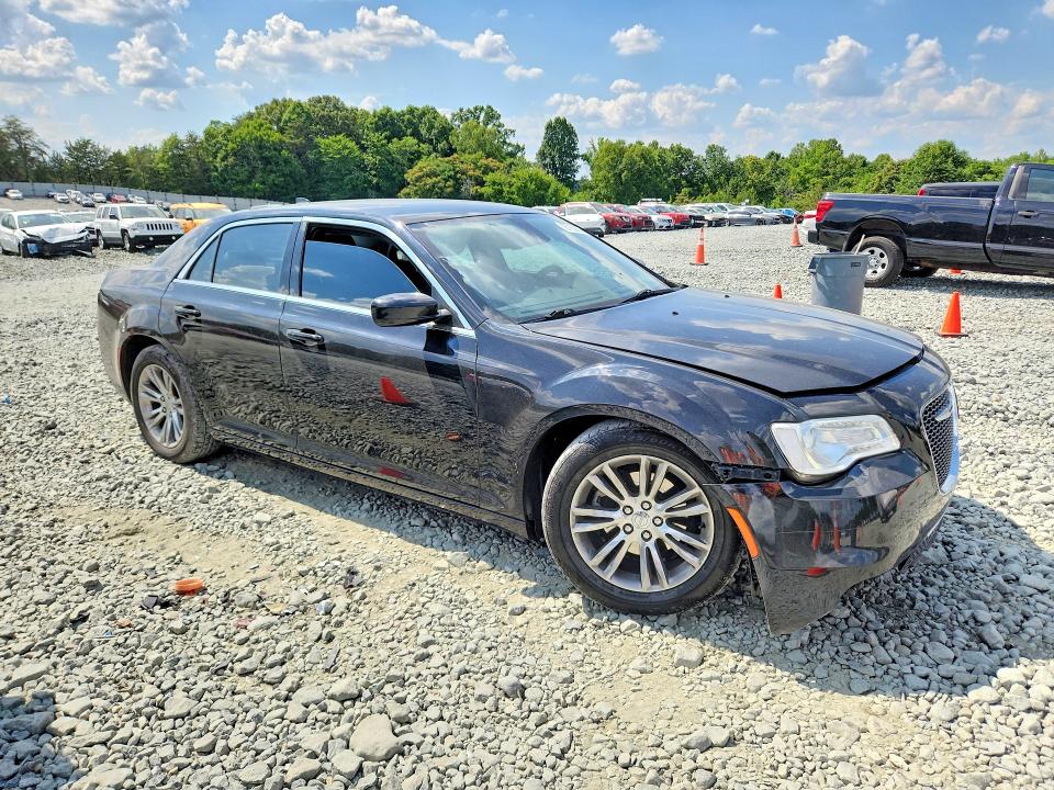 Продажа на аукционе авто 2017 Chrysler 300, vin: 2C3CCAAG8HH593897, номер лота: 56765966