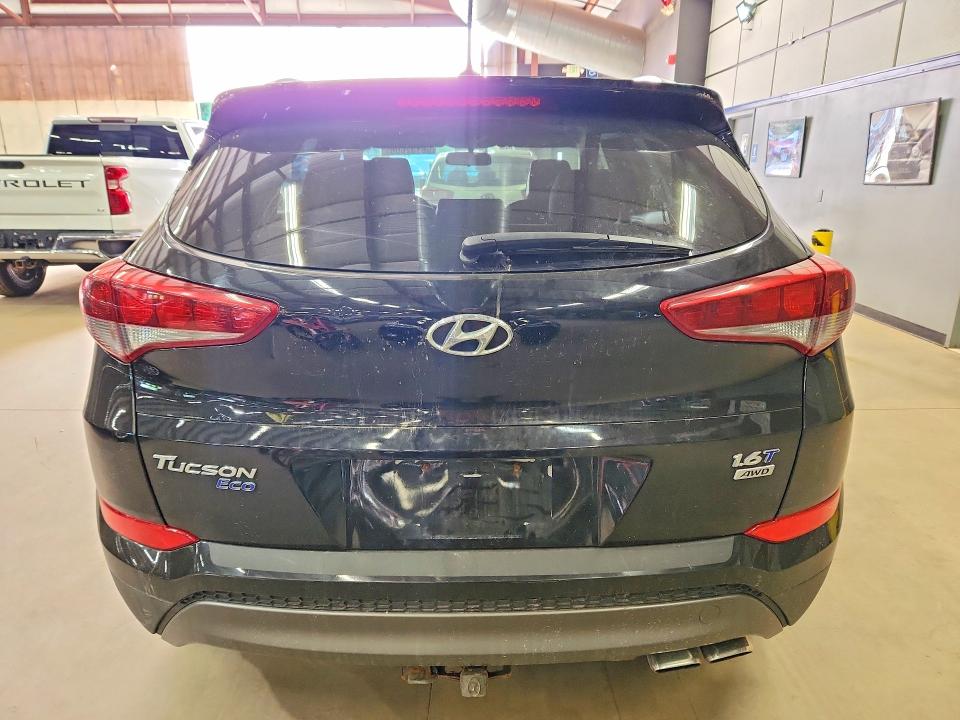 2016 Hyundai Tucson მანქანა იყიდება აუქციონზე, vin: KM8J3CA22GU043878, აუქციონის ნომერი: 56132606