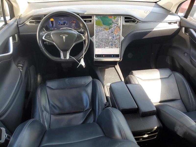 2017 Tesla Model X მანქანა იყიდება აუქციონზე, vin: 5YJXCBE21HF079588, აუქციონის ნომერი: 52866516