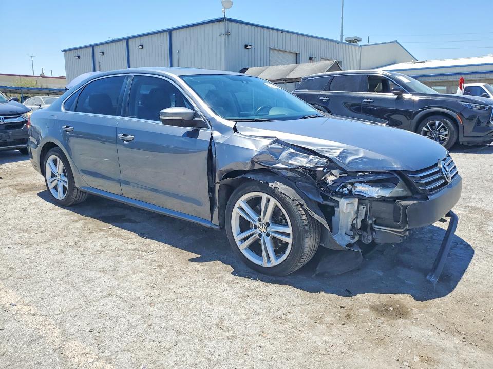 57008866 :رقم المزاد ، 1VWBT7A36EC037509 vin ، 2014 Volkswagen Passat مزاد بيع