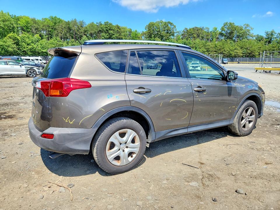 2015 Toyota Rav4 მანქანა იყიდება აუქციონზე, vin: JTMZFREV4FD071847, აუქციონის ნომერი: 58761236