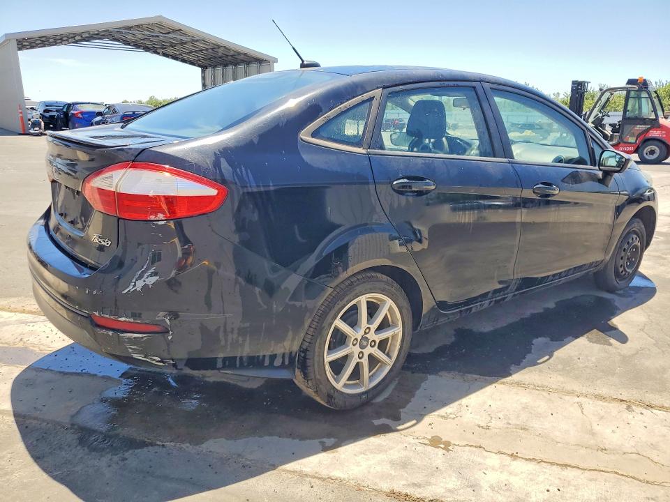 57056176 :رقم المزاد ، 3FADP4BJXKM150617 vin ، 2019 Ford Fiesta مزاد بيع