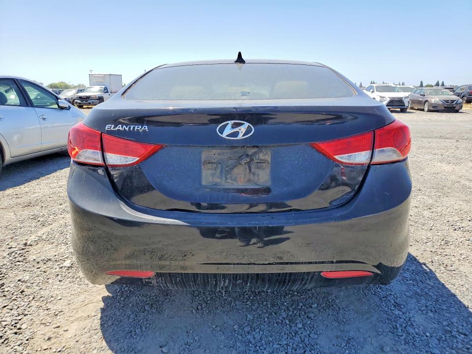 55584776 :رقم المزاد ، KMHDH4AE2DU972317 vin ، 2013 Hyundai Elantra مزاد بيع