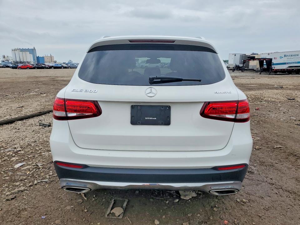Продаж на аукціоні авто 2018 Mercedes-benz Glc, vin: WDC0G4KB2JV055663, номер лоту: 58443216