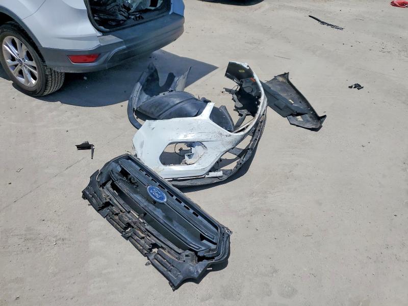 Продажа на аукционе авто 2017 Ford Escape, vin: 1FMCU0F74HUE71820, номер лота: 55543456