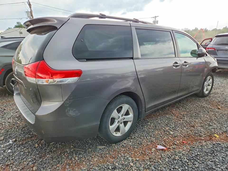 Aukcja sprzedaży 2011 Toyota Sienna, vin: 5TDKK3DC4BS169978, numer aukcji: 58185006