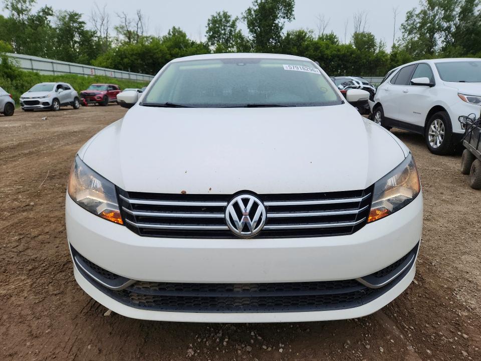 57918296 :رقم المزاد ، 1VWBH7A37DC004759 vin ، 2013 Volkswagen Passat مزاد بيع