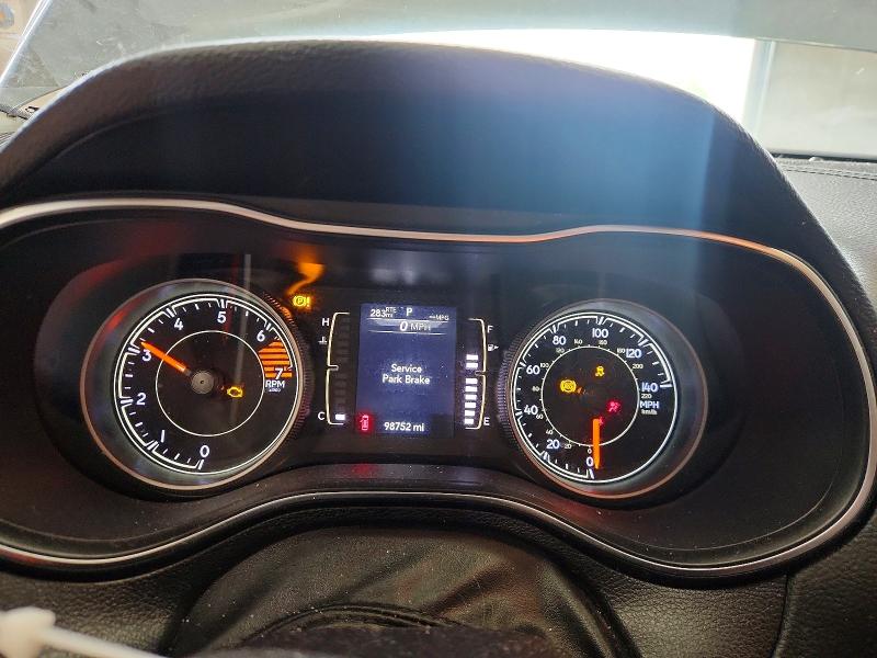 2019 Jeep Cherokee მანქანა იყიდება აუქციონზე, vin: 1C4PJLLB4KD439577, აუქციონის ნომერი: 57196456
