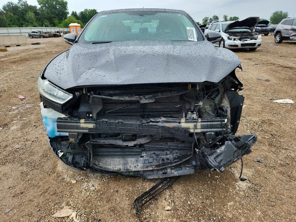 58560006 :رقم المزاد ، 3FA6P0LU3FR266874 vin ، 2015 Ford Fusion مزاد بيع