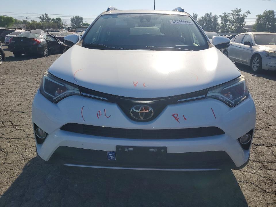 2018 Toyota Rav4 მანქანა იყიდება აუქციონზე, vin: JTMWFREV0JJ197376, აუქციონის ნომერი: 57256696