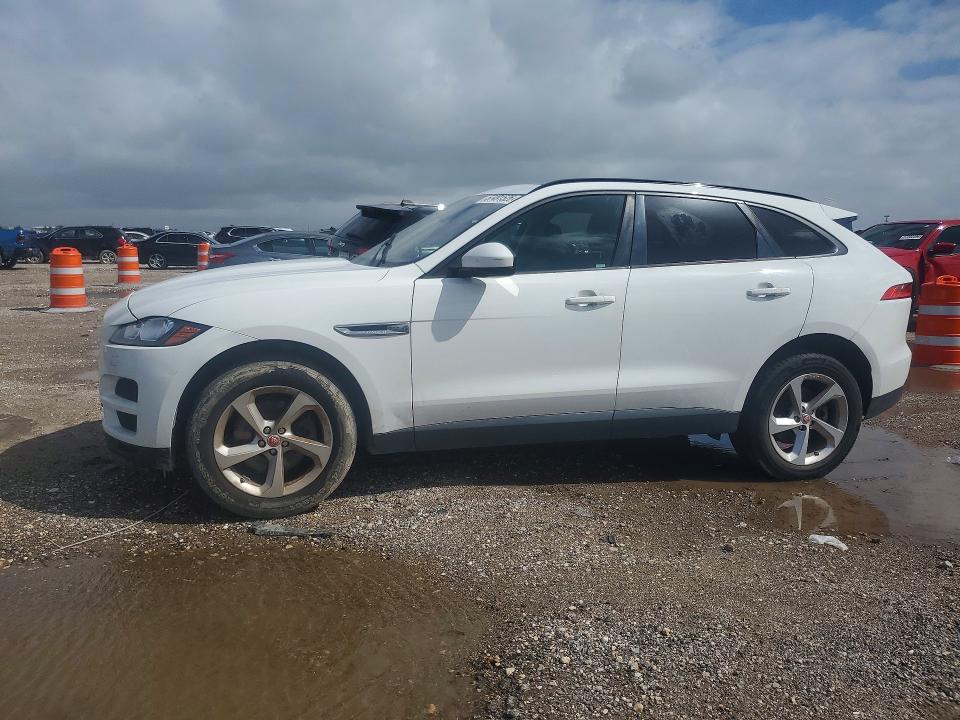 57491526 :رقم المزاد ، SADCJ2BV1HA074469 vin ، 2017 Jaguar F-pace مزاد بيع