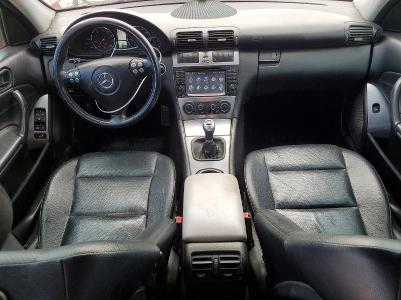 58746506 :رقم المزاد ، WDBRF40J35F713063 vin ، 2005 Mercedes-benz C مزاد بيع