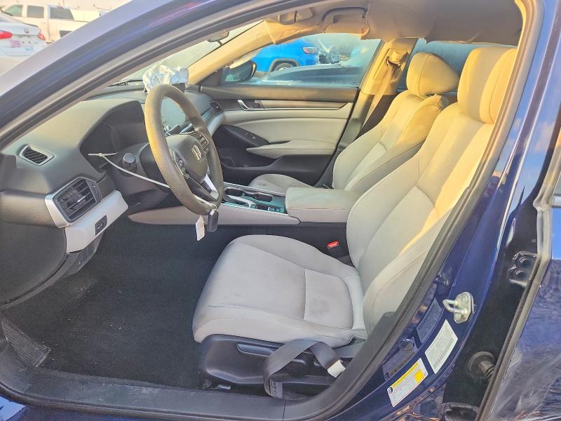 47102386 :رقم المزاد ، 1HGCV1F19JA028963 vin ، 2018 Honda Accord مزاد بيع