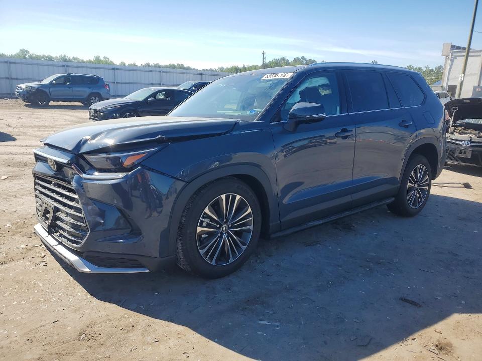 2026 Toyota Grand Highlander Hybrid მანქანა იყიდება აუქციონზე, vin: 5TDADAB50TS035260, აუქციონის ნომერი: 55633786