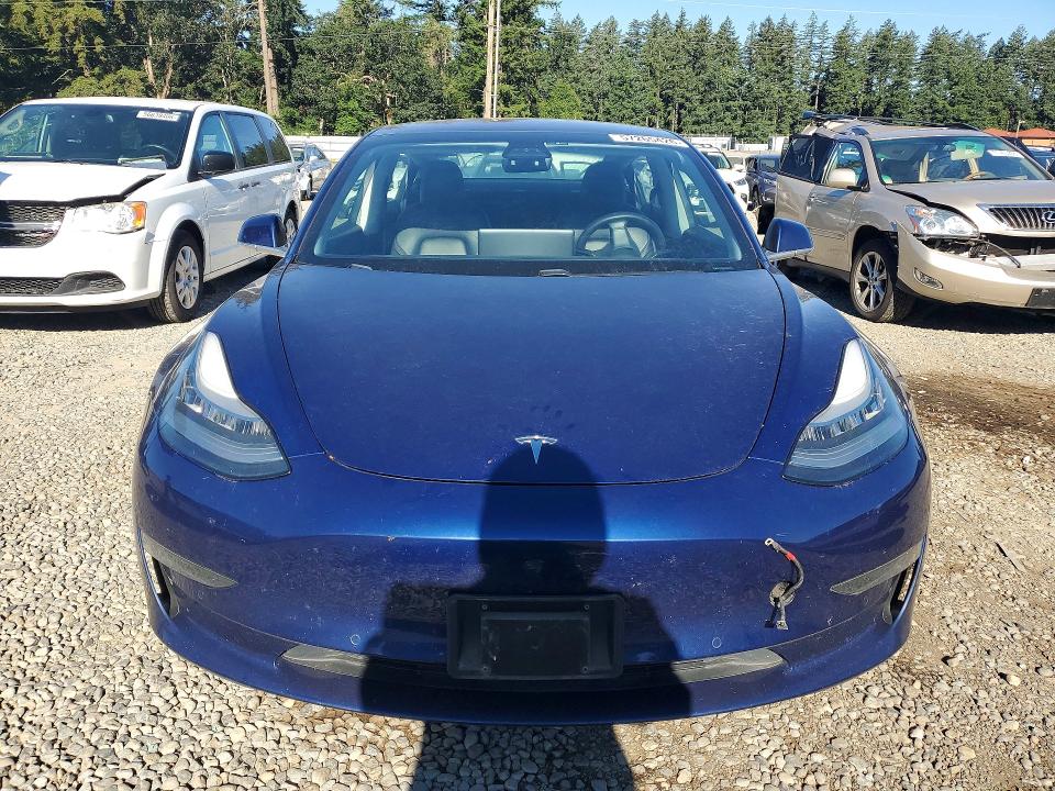 Продаж на аукціоні авто 2018 Tesla Model 3, vin: 5YJ3E1EBXJF093627, номер лоту: 57265426