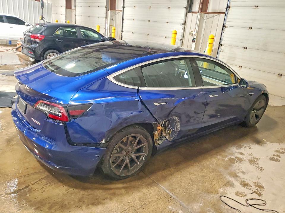 Продажа на аукционе авто 2019 Tesla Model 3, vin: 5YJ3E1EB0KF437340, номер лота: 58042876