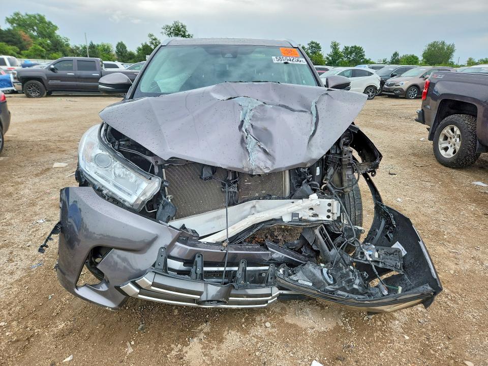 2018 Toyota Highlander მანქანა იყიდება აუქციონზე, vin: 5TDJZRFHXJS854925, აუქციონის ნომერი: 58584256