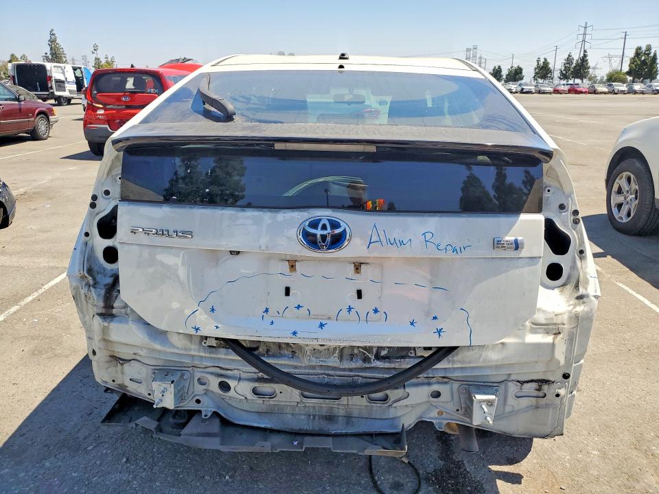 2015 Toyota Prius მანქანა იყიდება აუქციონზე, vin: JTDKN3DUXF0480744, აუქციონის ნომერი: 58814046