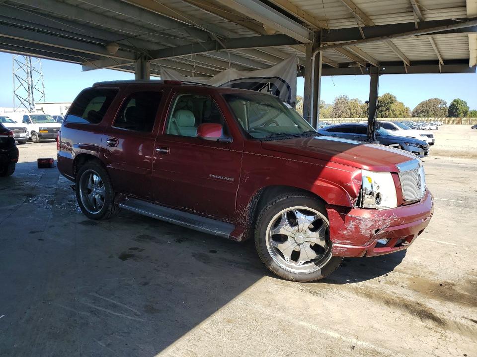 2002 Cadillac Escalade მანქანა იყიდება აუქციონზე, vin: 1GYEK63N62R109100, აუქციონის ნომერი: 55470526