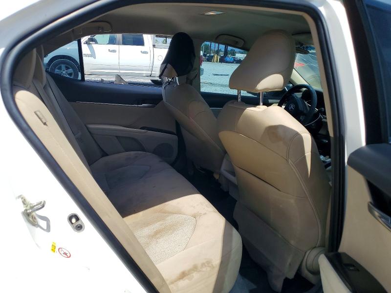 2018 Toyota Camry მანქანა იყიდება აუქციონზე, vin: 4T1B11HK4JU573555, აუქციონის ნომერი: 58435286