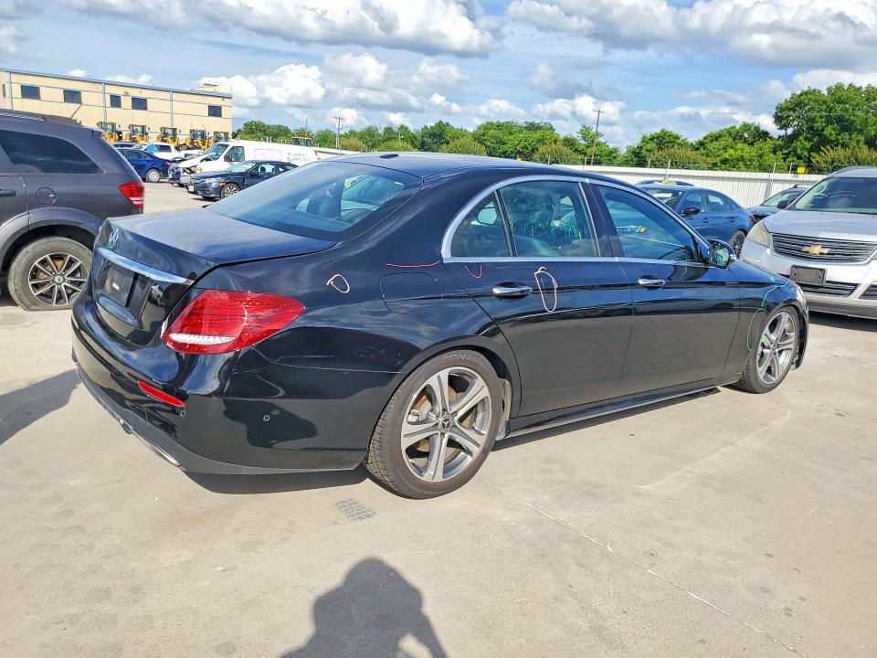 2017 Mercedes-benz E მანქანა იყიდება აუქციონზე, vin: WDDZF4JB9HA261362, აუქციონის ნომერი: 56766526