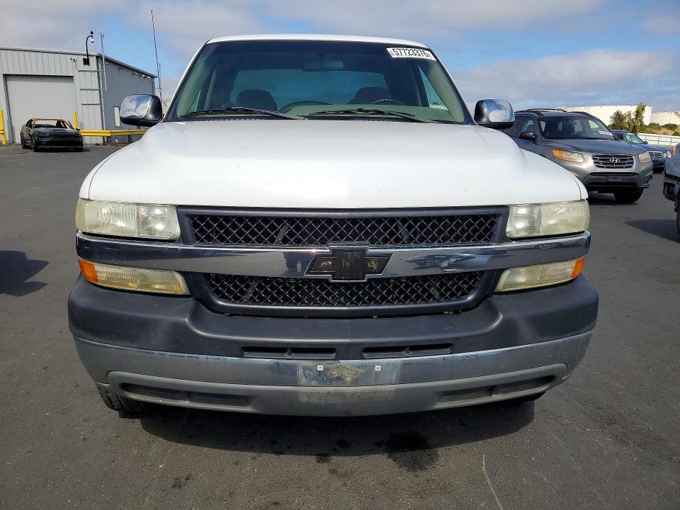 Продаж на аукціоні авто 2002 Chevrolet Silverado, vin: 1GCHC29U32E143543, номер лоту: 57723376