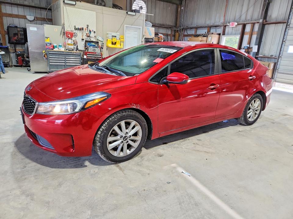 56296816 :رقم المزاد ، 3KPFL4A75HE149608 vin ، 2017 Kia Forte مزاد بيع