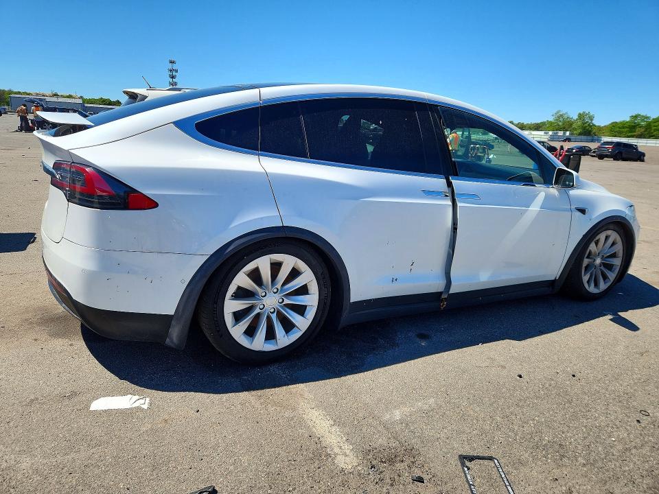 Продажа на аукционе авто 2020 Tesla Model X, vin: 5YJXCDE23LF300791, номер лота: 56290156