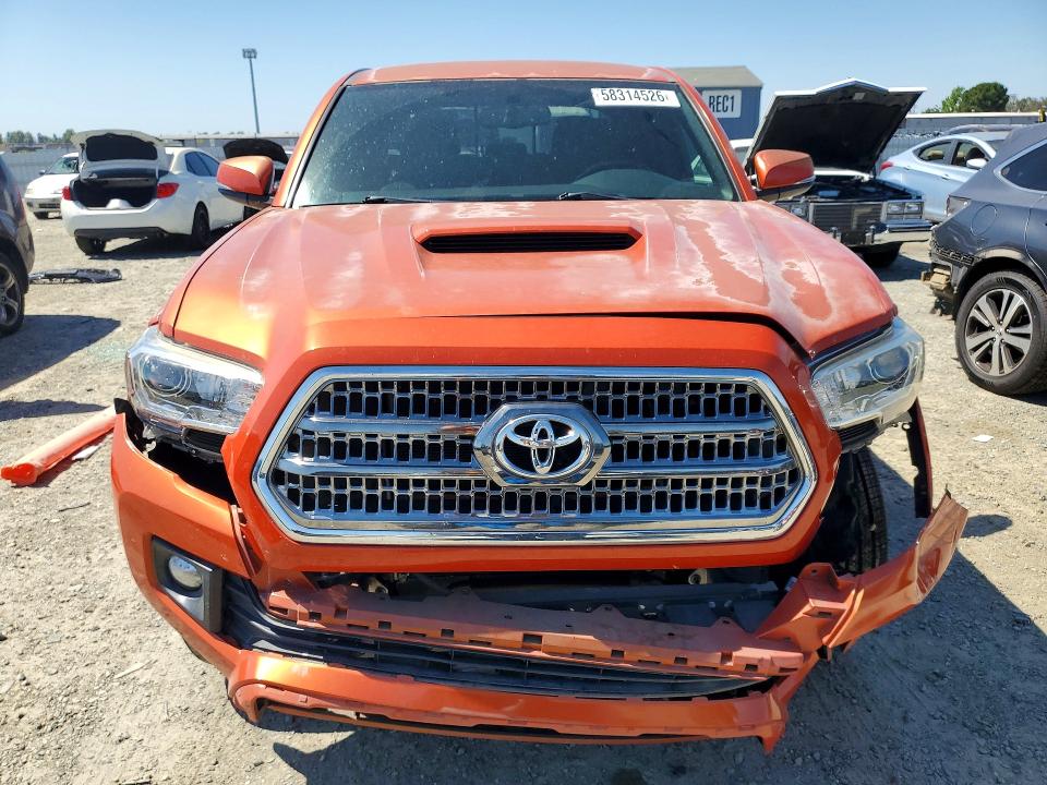 Продажа на аукционе авто 2017 Toyota Tacoma, vin: 3TMAZ5CN8HM052676, номер лота: 58314526